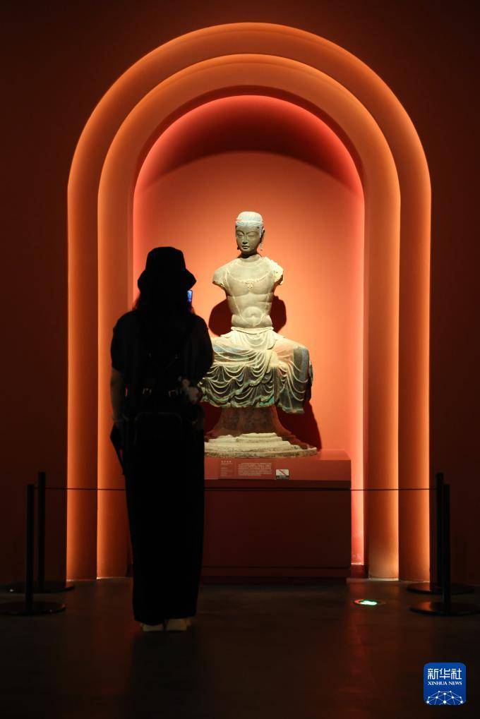 皇冠信用网申请条件
_“大成敦煌——敦煌文化艺术大展”在深圳开展