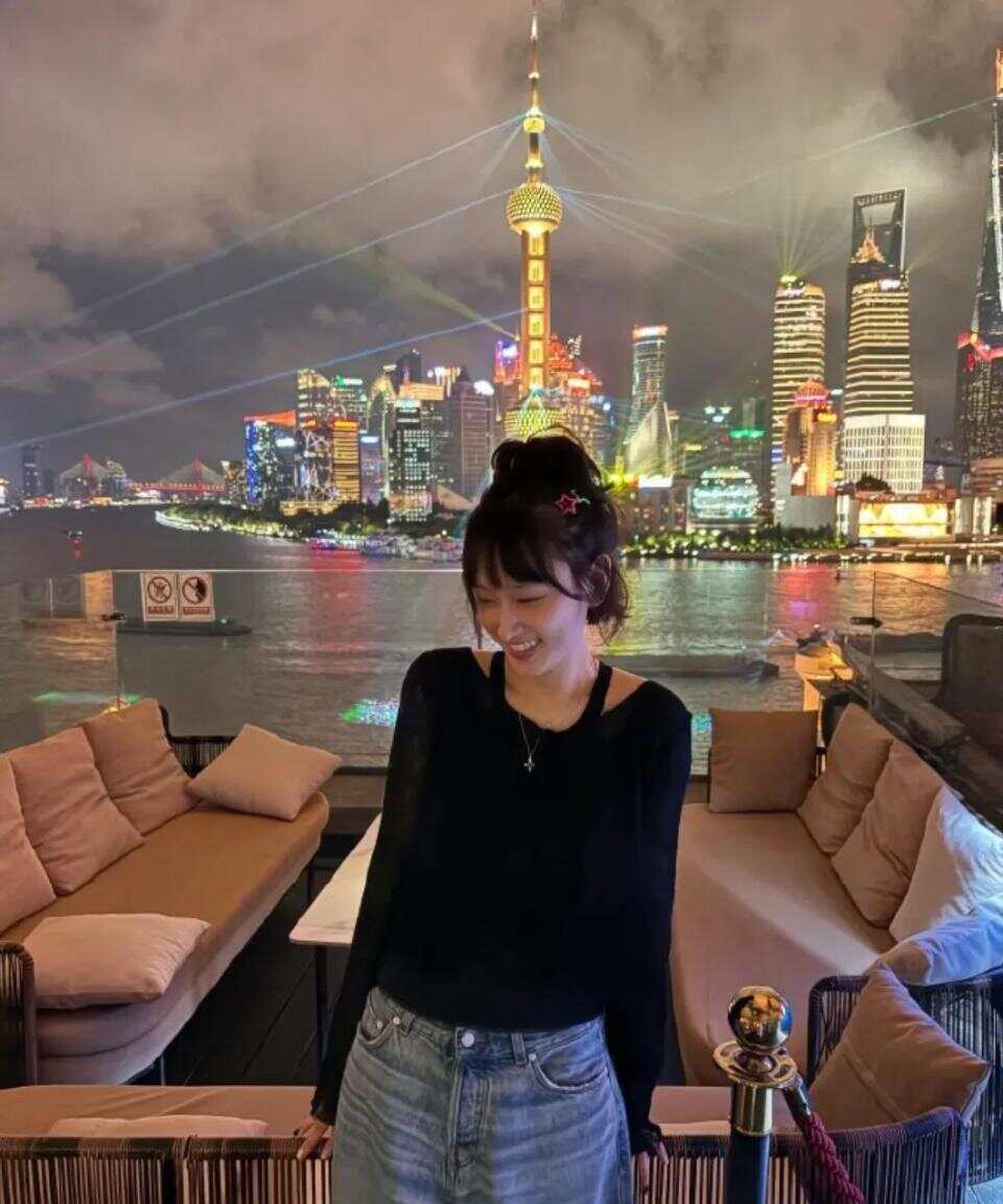 皇冠信用網平台出租
_冲上热搜第一皇冠信用網平台出租
!韩国演员发上海快递员休息照引争议