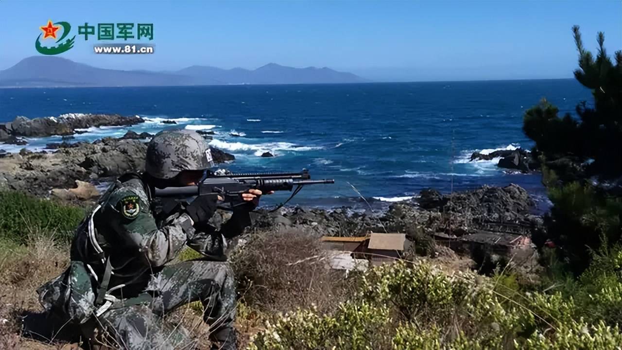 皇冠皇冠平台
_越南新步枪参加联合军演皇冠皇冠平台
,担心中国偷学技术,结果频繁卡壳到炸?