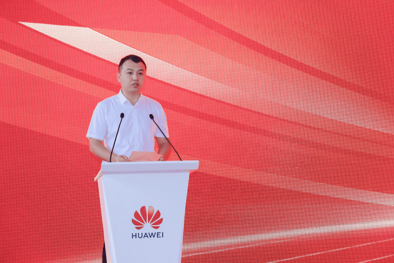 皇冠信用網代理_华为兆瓦超充打造全球首个百兆瓦级重卡超充站