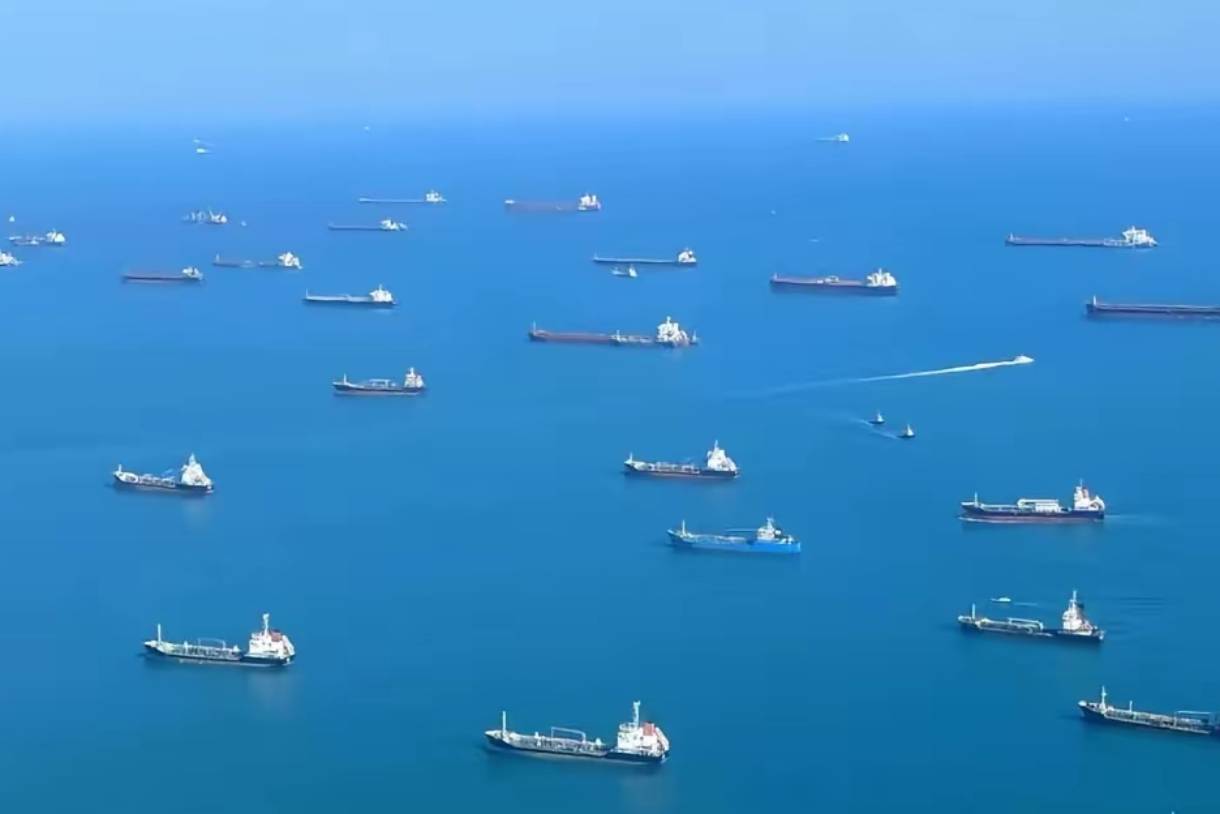 信用网怎么开户_特朗普下劝降令信用网怎么开户，不给稀土就放金融核弹？新加坡总统喊话中国放弃自给自足