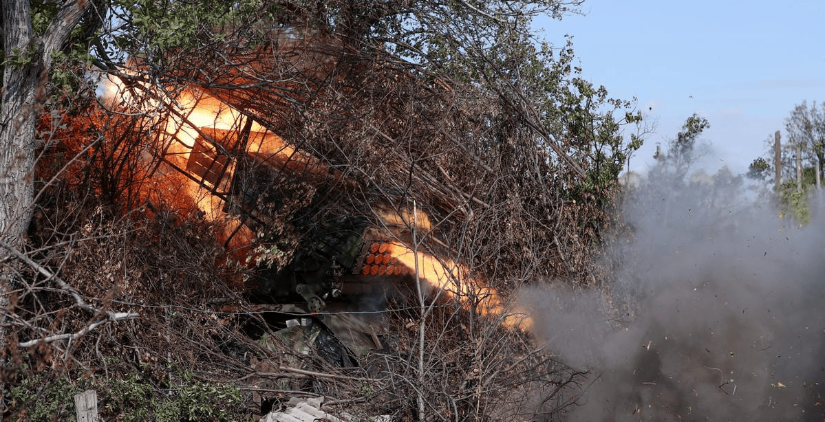 皇冠信用網开户_俄军中计了？六支乌军特种兵小队突然杀出皇冠信用網开户，在红军城中心升旗示威