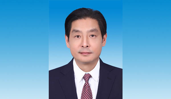 皇冠信用網代理流程_重庆垫江县委书记毛平转任重庆社会主义学院党组书记、副院长